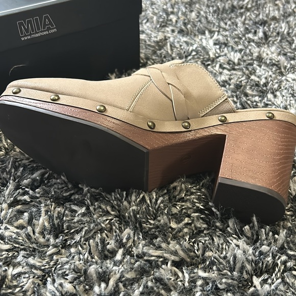 COPY - Clogs - Picture 4 of 4